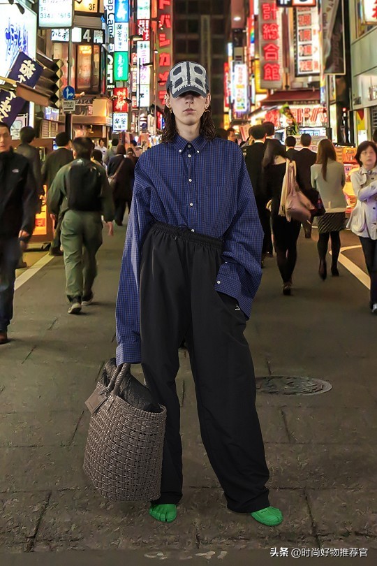 balenciaga新款包,balenciaga挎肩包