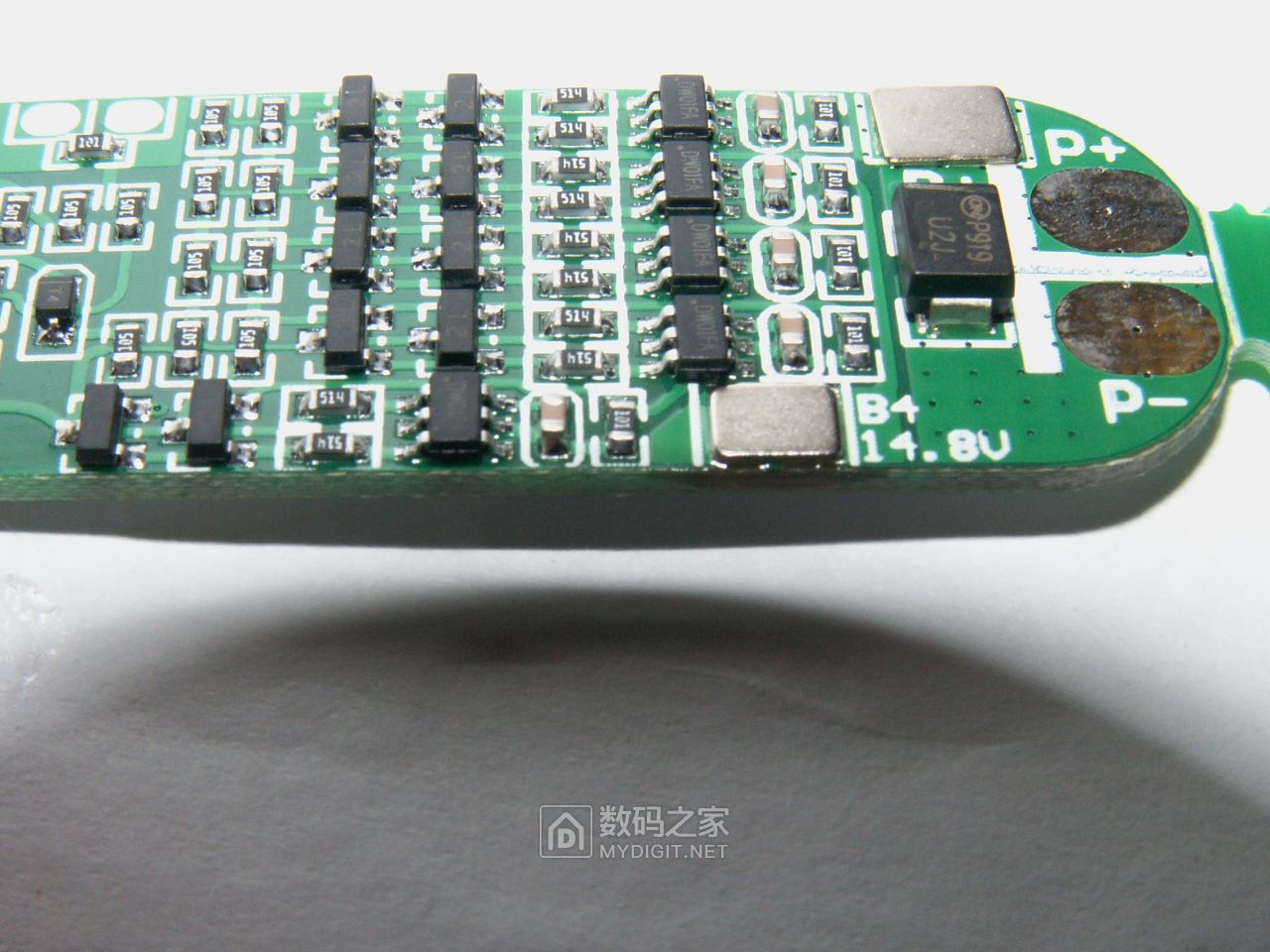 18v电钻锂电池怎样改装充电宝,怎样改装19.5伏锂电池电钻