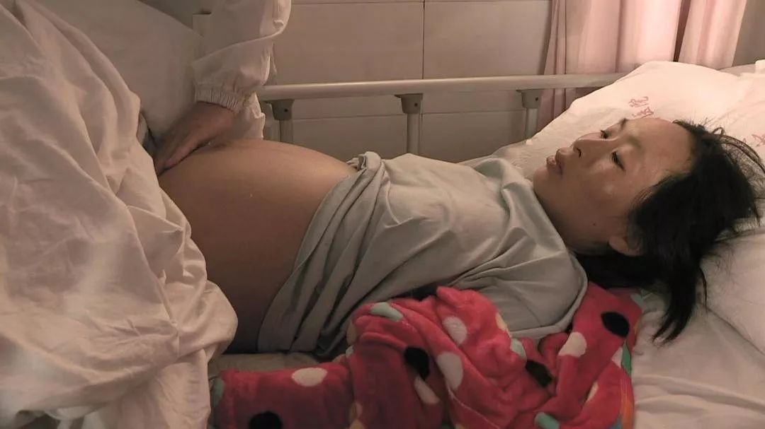 生孩子可以报销哪些费用,生孩子可以用老公的社保卡报销吗