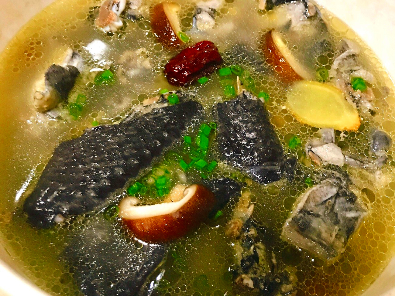 土鸡炖鸡汤怎么炖最好喝,炖鸡汤是土鸡好还是草鸡好