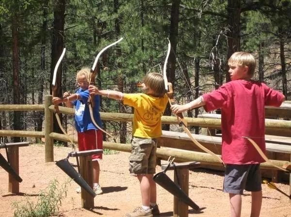 靠谱的美国游学机构,美菲游学专业夏令营