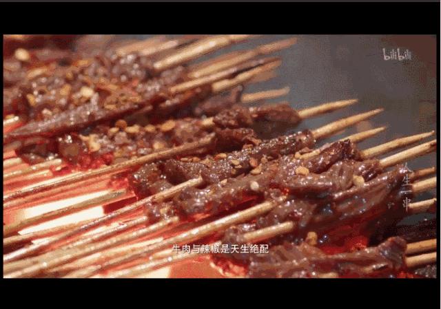 90后摆摊生意好到爆,90后怎么摆摊赚钱的