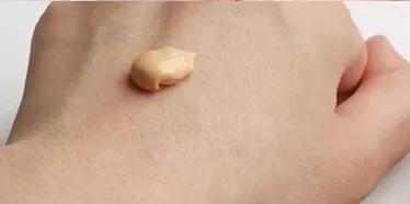 cpb长管隔离和ysl隔离哪个好用,选择一款适合自己的隔离很重要