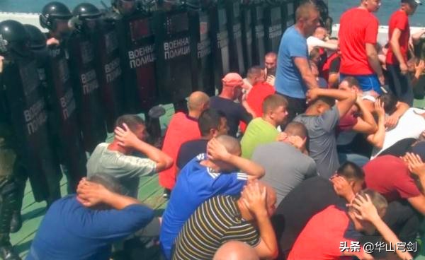 俄罗斯警察反恐被袭击视频,俄罗斯防暴演习