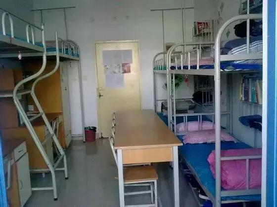 西安建筑科技大学大雁塔校区宿舍,西安高新职业技术学院宿舍