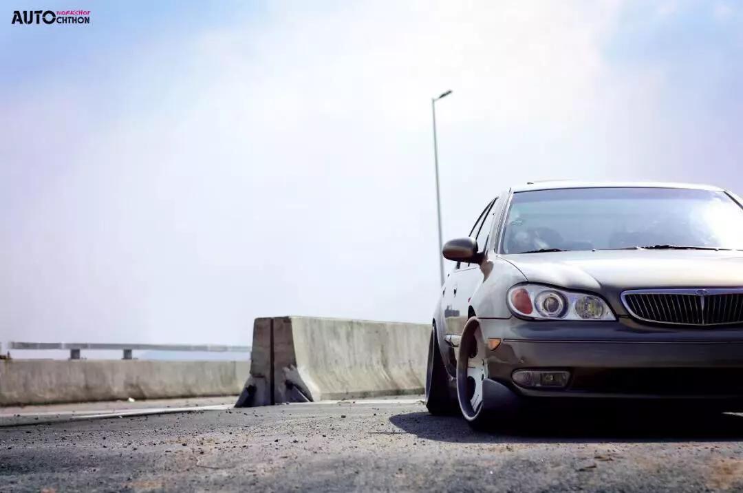 02年日产风度a33价格,02年日产风度a33驾驶体验