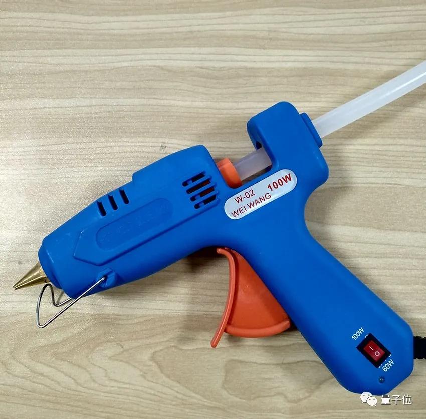 富士康iphone组装过程,iphone13富士康组装