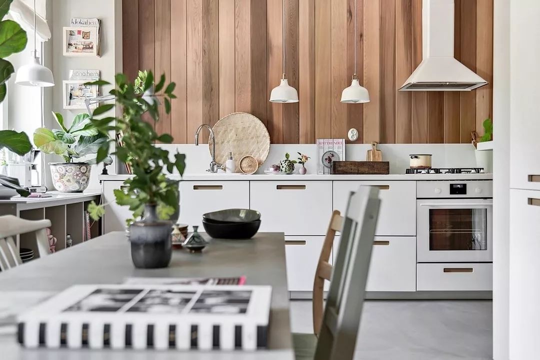 厨房台面装修不到半年就开裂修复,厨房台面开裂原因及修复方法