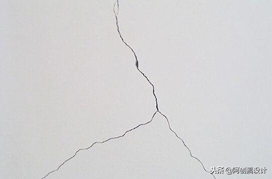 家里墙面总是发霉掉皮,家里墙面发霉掉皮原因