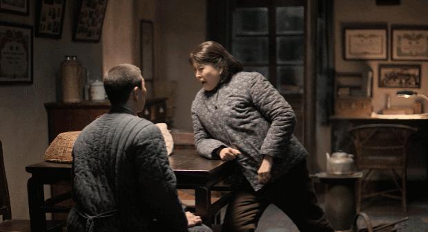 堕胎四次，爱看黄片，她是最具争议的影后