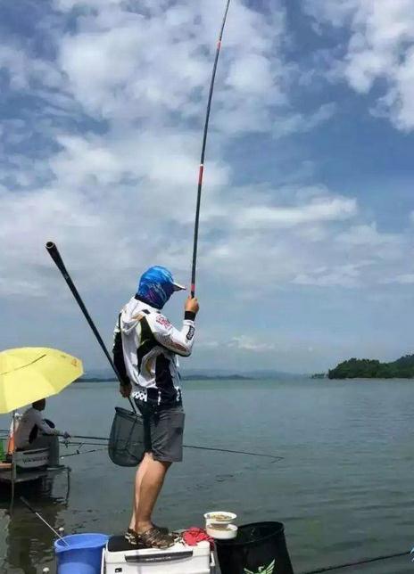 高碳素和低碳素什么区别,高碳素鱼竿优缺点