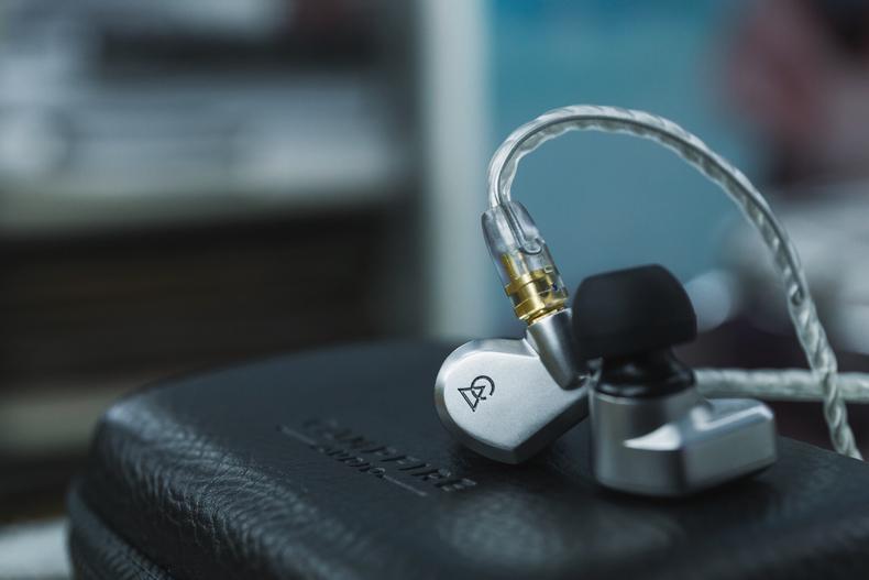 alo全系耳机,alo入耳式耳机怎样