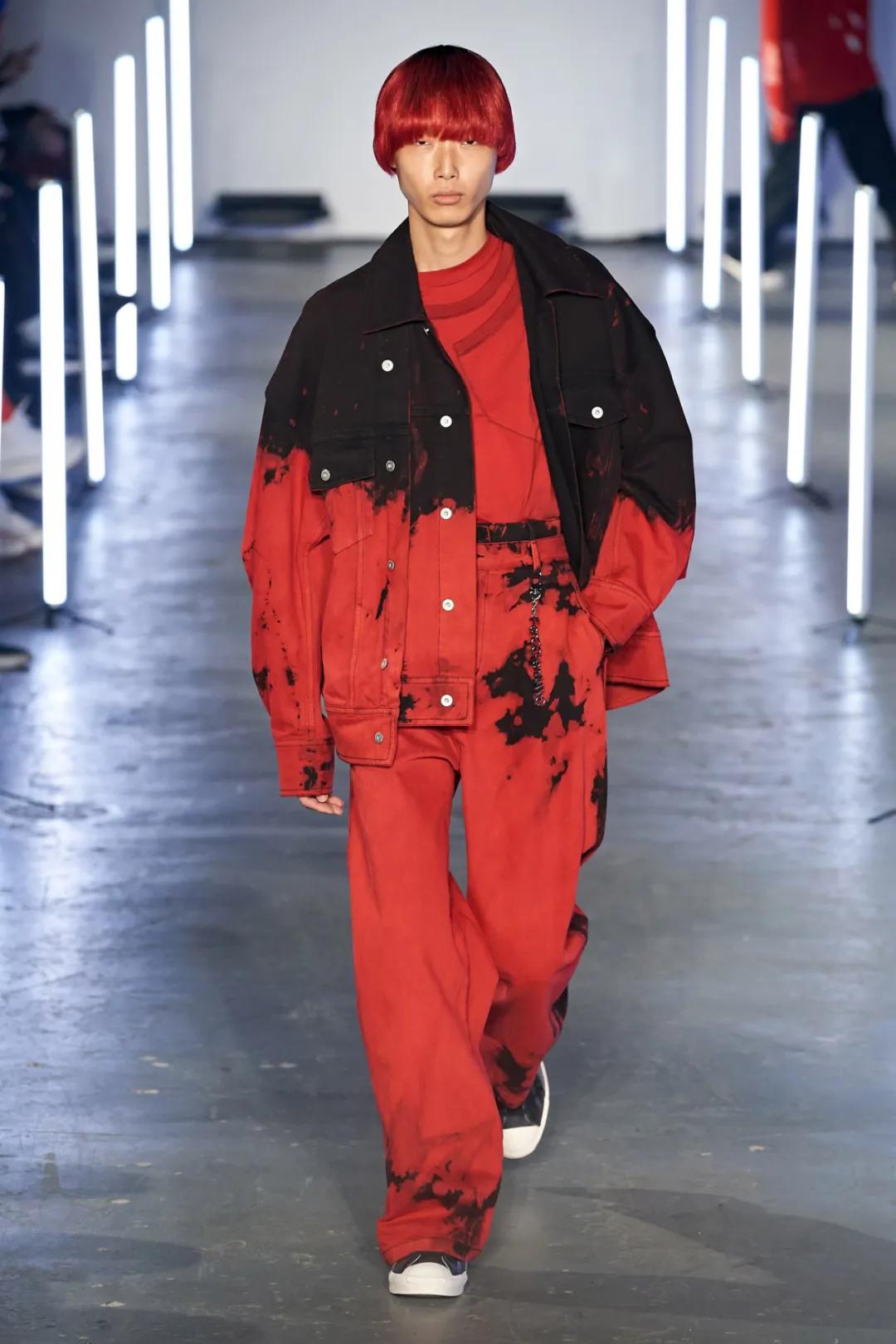 2019最流行的牛仔,总有一款牛仔让你肆意洒脱又时尚