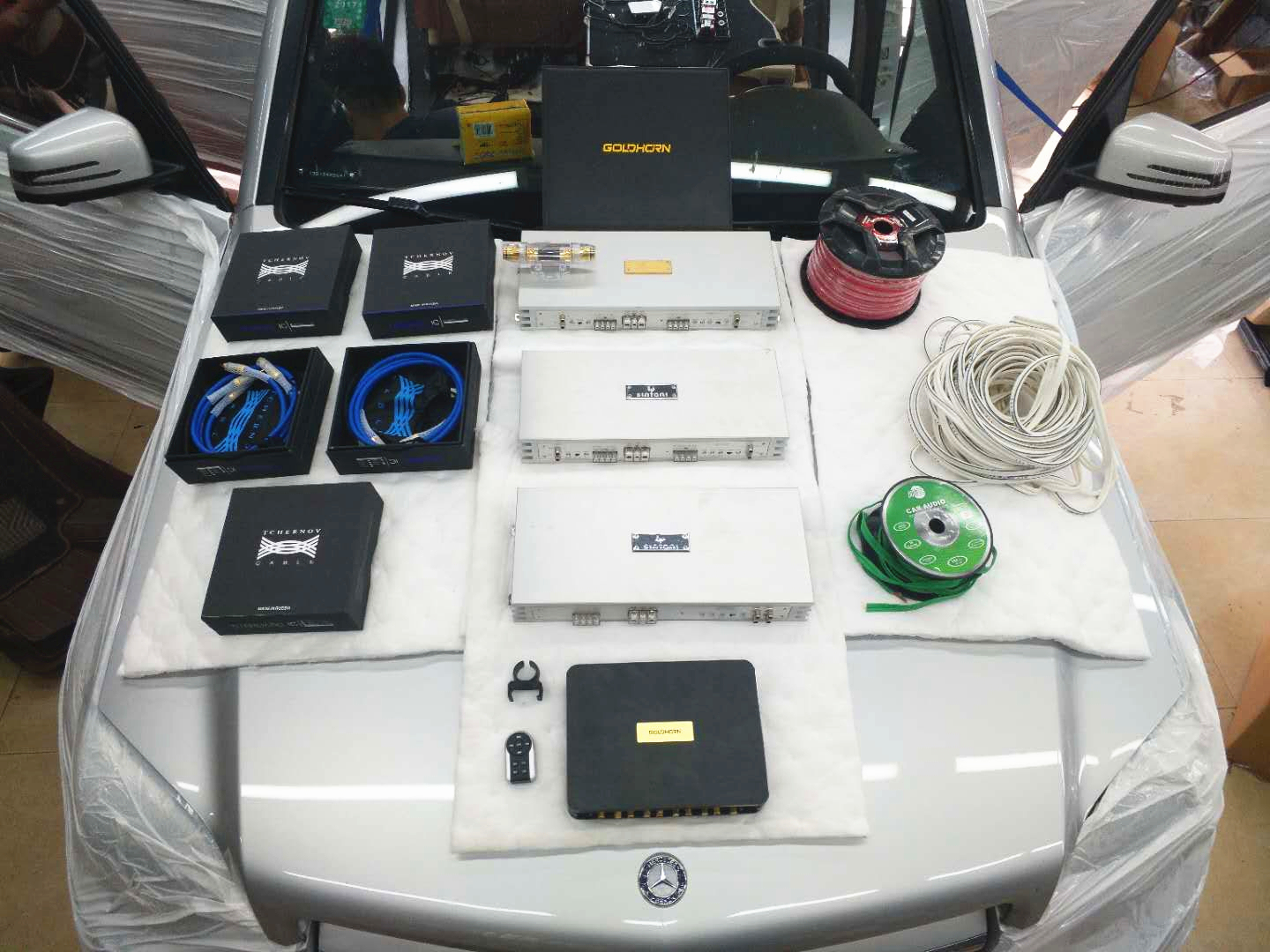 奔驰glk音响改装方案,奔驰glk更换4门音响