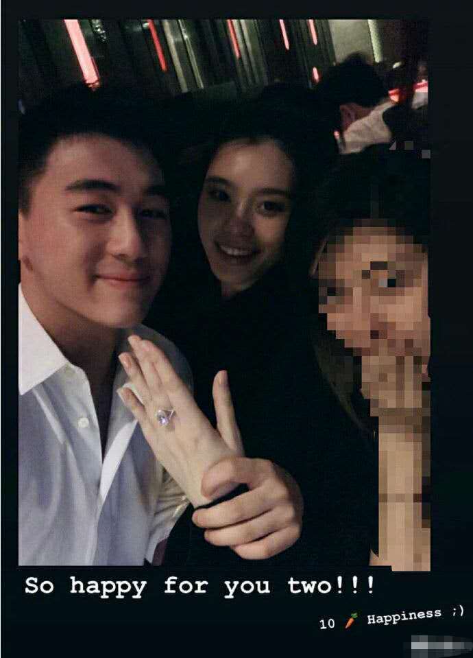 何猷君求婚钻戒视频,何猷君求婚奚梦瑶钻戒
