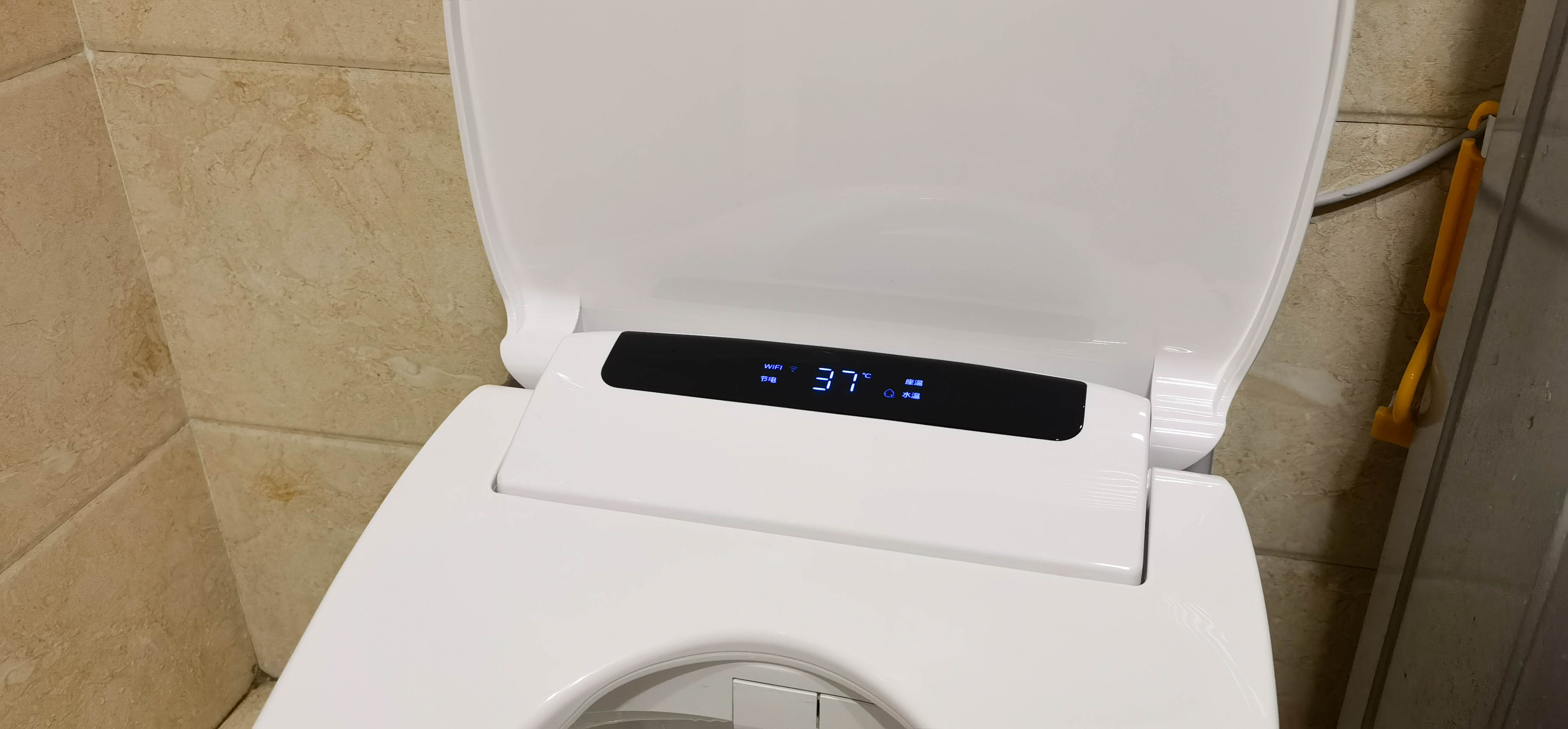 海尔卫玺m17u1智能马桶盖测评,海尔智能马桶盖x3-m16u1