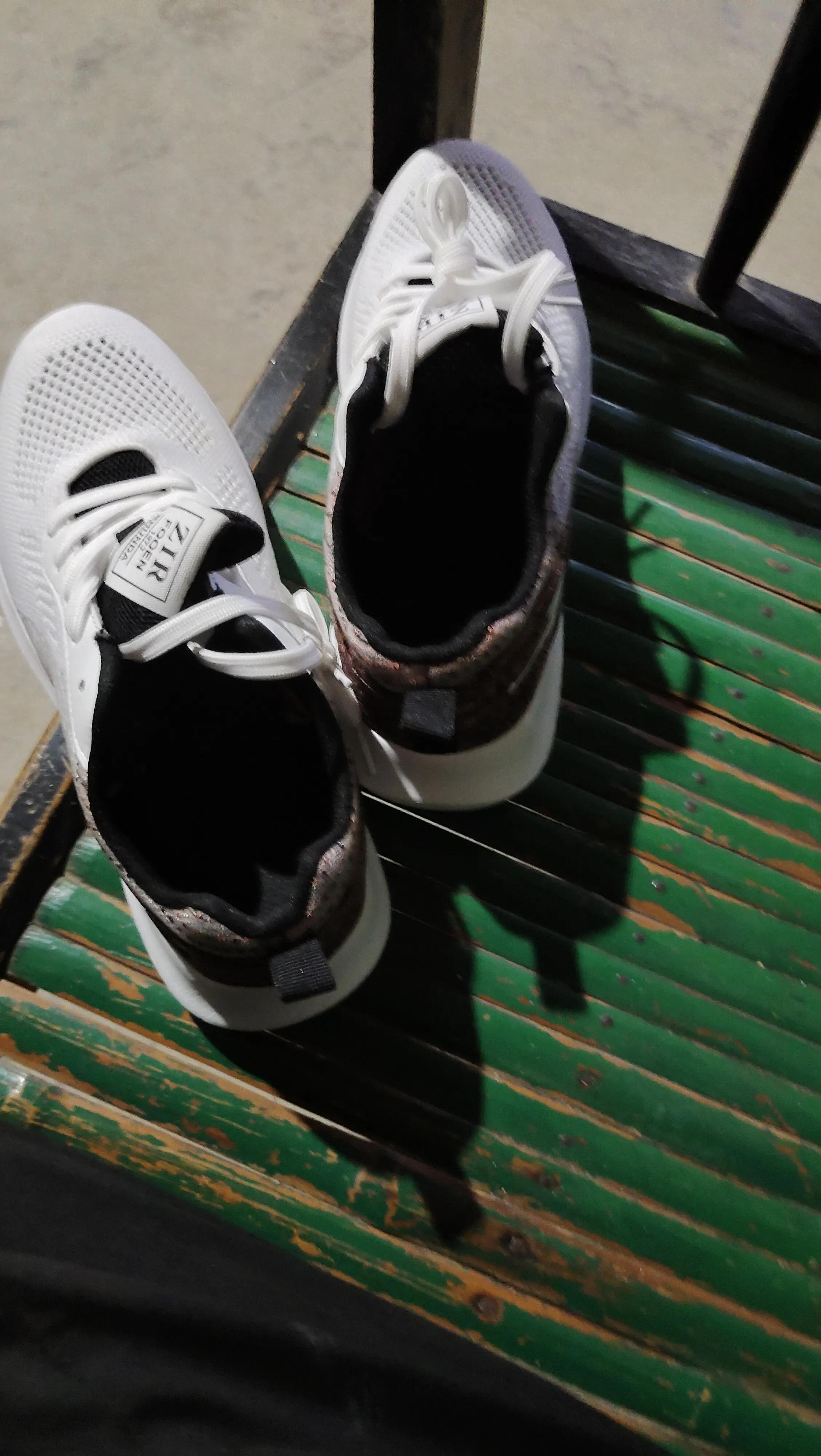 网购到假冒品牌怎么处理,正品鸿星尔克是真是假