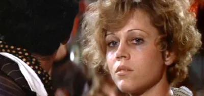 嫁过著名导演、政治家、大亨，简·方达这八十年是怎么过的？