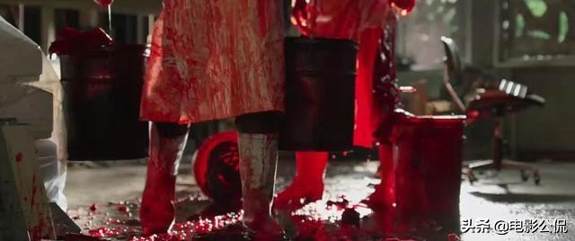 2013年日本15禁影片《恶の教典》：恐怖灵感竟来自岛国真实案例