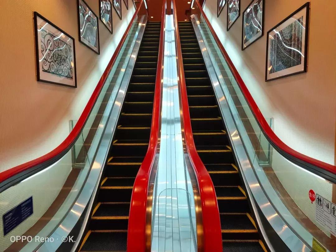 Opporeno和pro的区别,opporeno与renopro区别