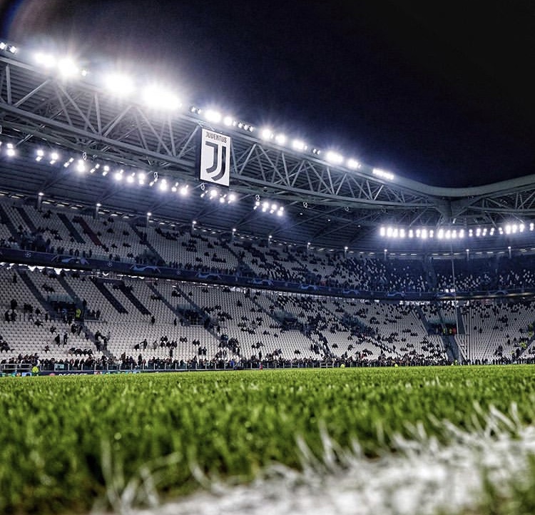 c罗第一场比赛,c罗在和ac米兰的比赛里表现如何