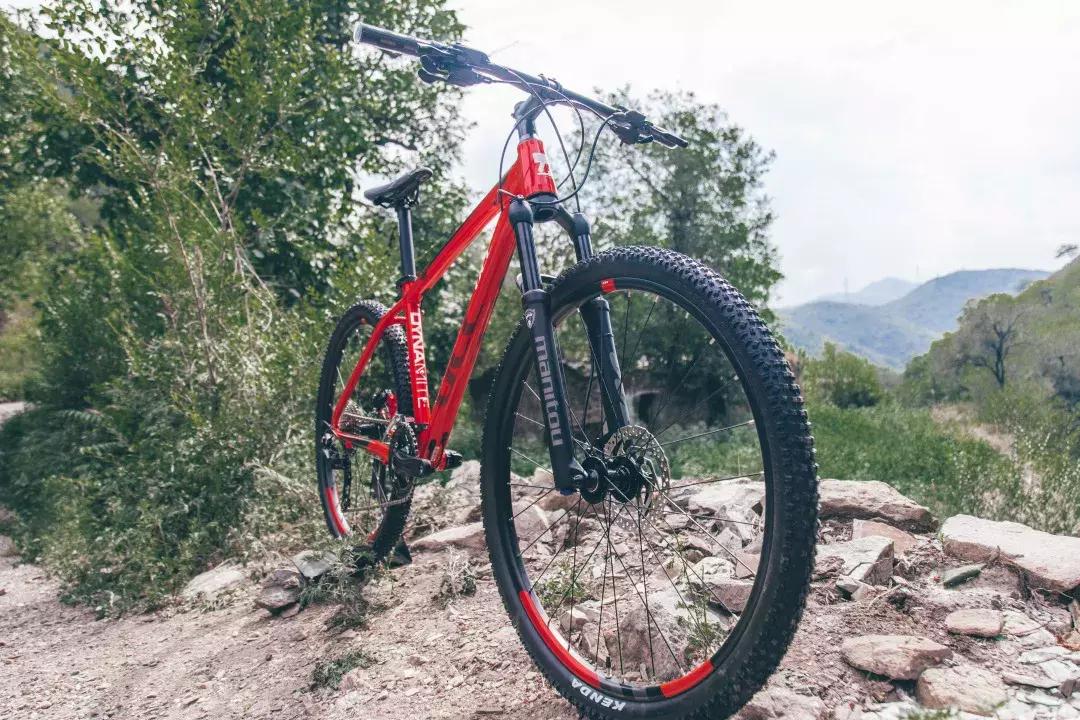 骑上马做自己的骑士,骑上最帅的车做最靓的仔