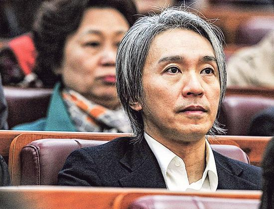 周星驰的情感世界,周星驰的情感之路