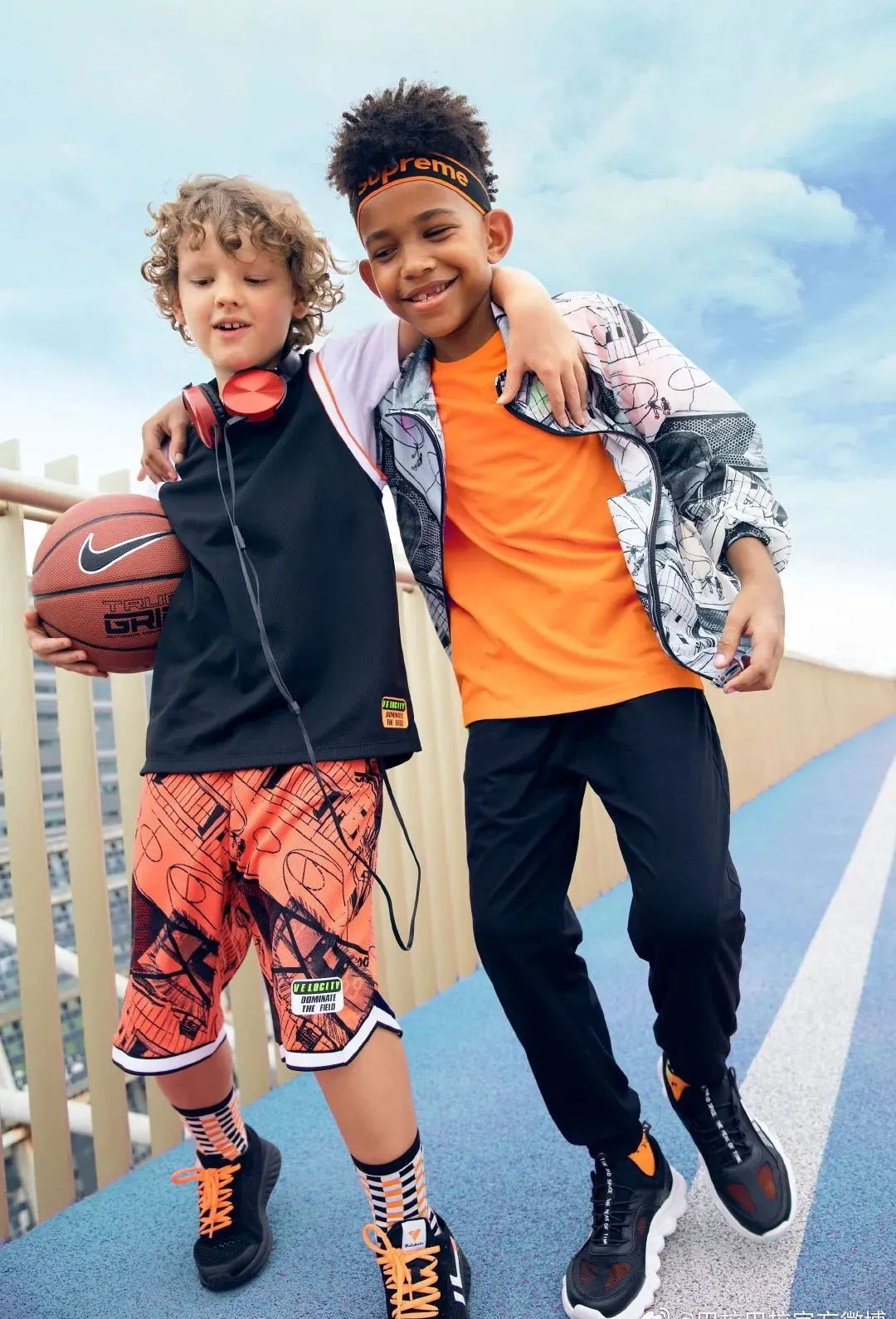 巴拉巴拉品牌实体店,巴拉巴拉万达形象