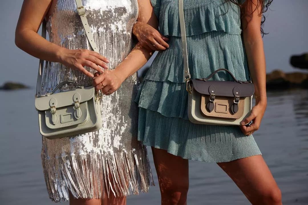 如何成为旅游带货达人赚钱,英国旅游团购物攻略