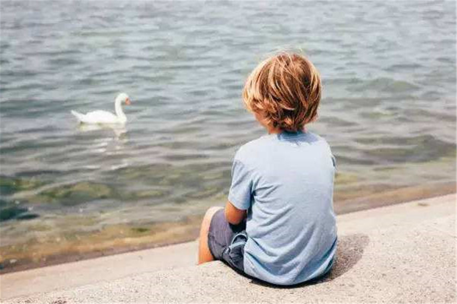 孩子负面情绪应该怎么教育,面对孩子负面情绪如何控制疏导