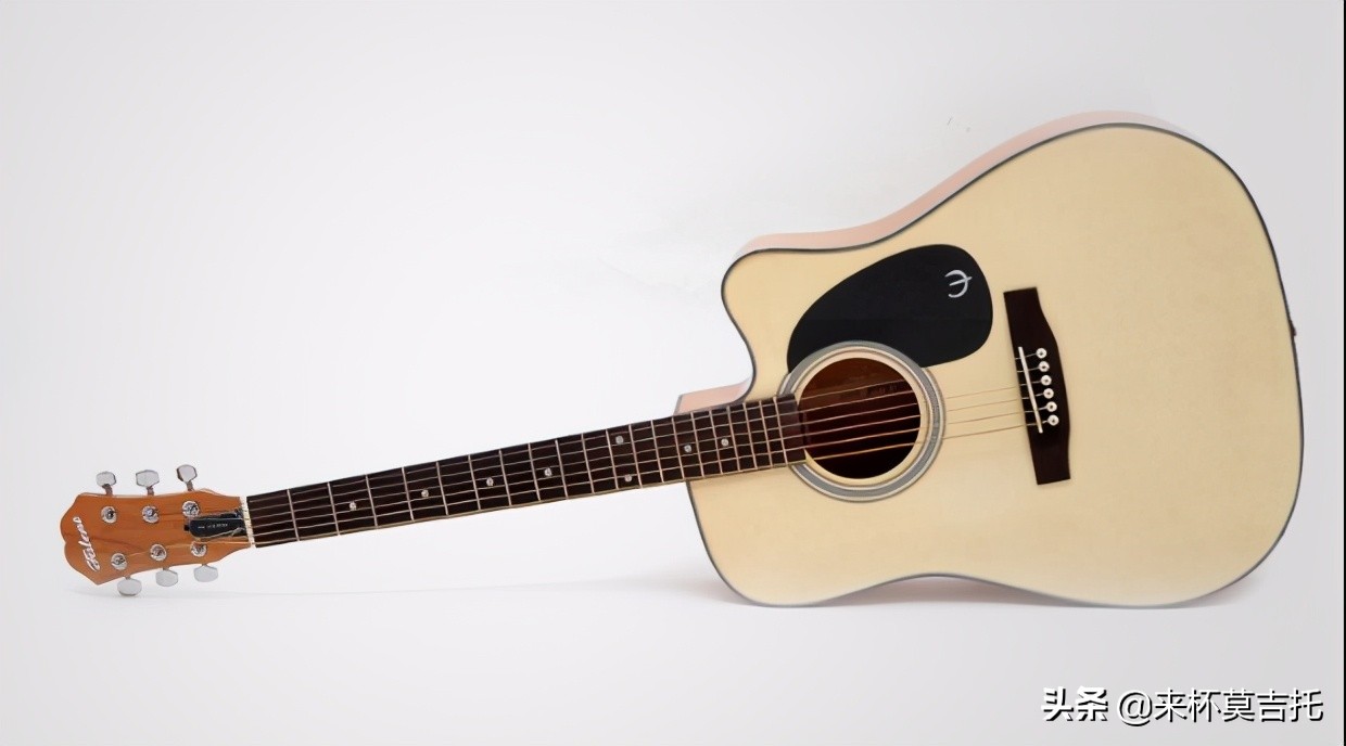 适合初学者的吉他预算两千左右,1000元左右性价比高的吉他