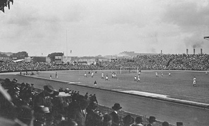 1987年,*小平邓**邀马拉多纳来中国被索天价出场费,这是怎么回事?