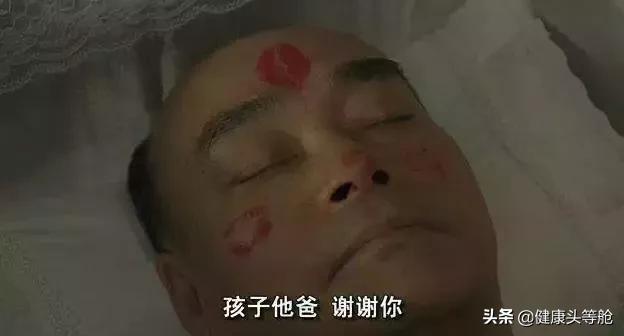 “别死在我们医院”：比没钱看病更可怕的是，死得没有尊严