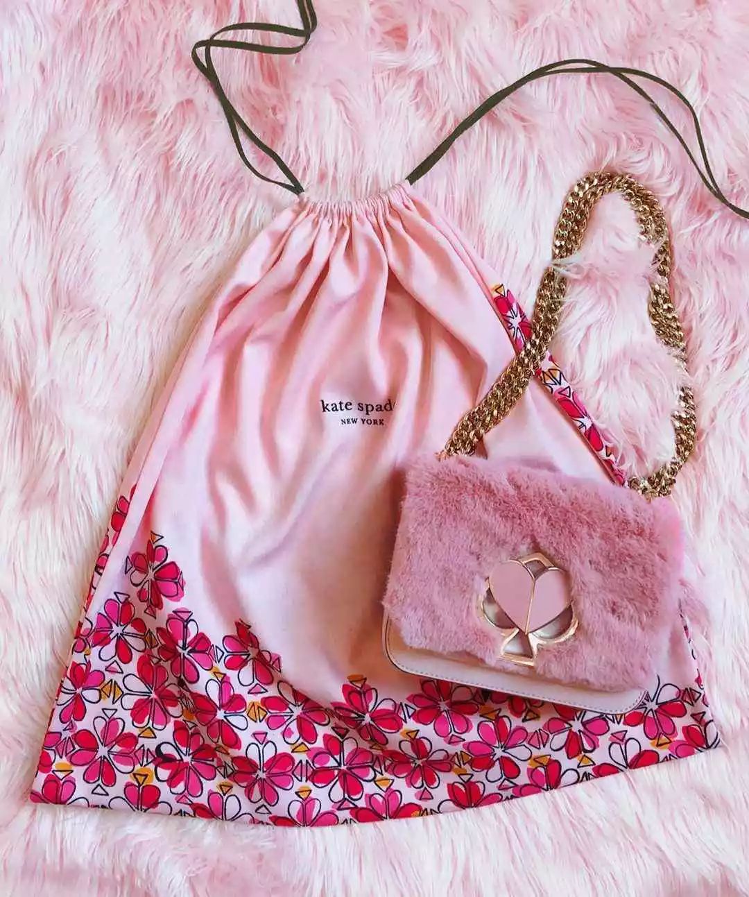 今年流行什么样的包秋冬,春季新款潮流百搭经典包