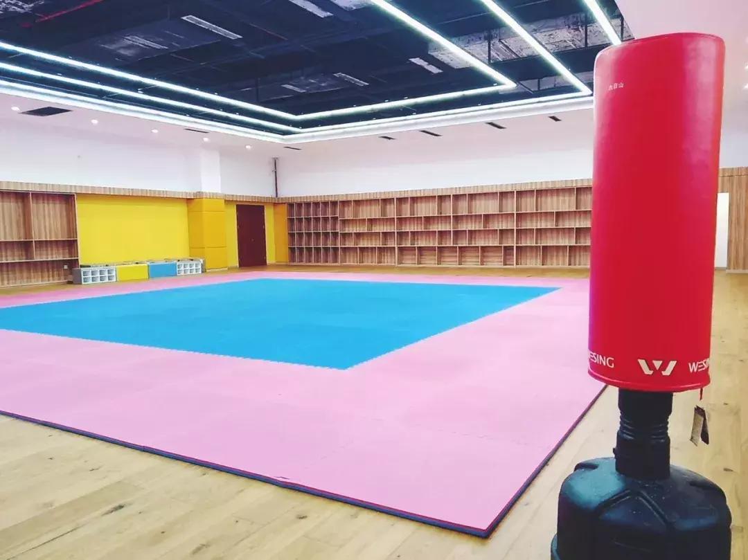 宁波健身中心游泳馆,宁波富力广场游泳健身中心