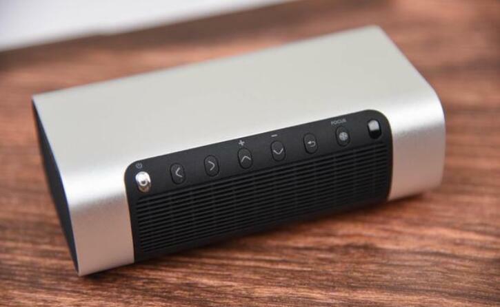 高端投影仪推荐品牌,哪个品牌的投影仪比较好又实惠