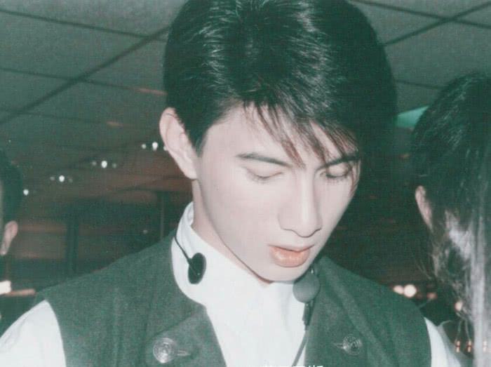 小虎队故事经历,小虎队的故事