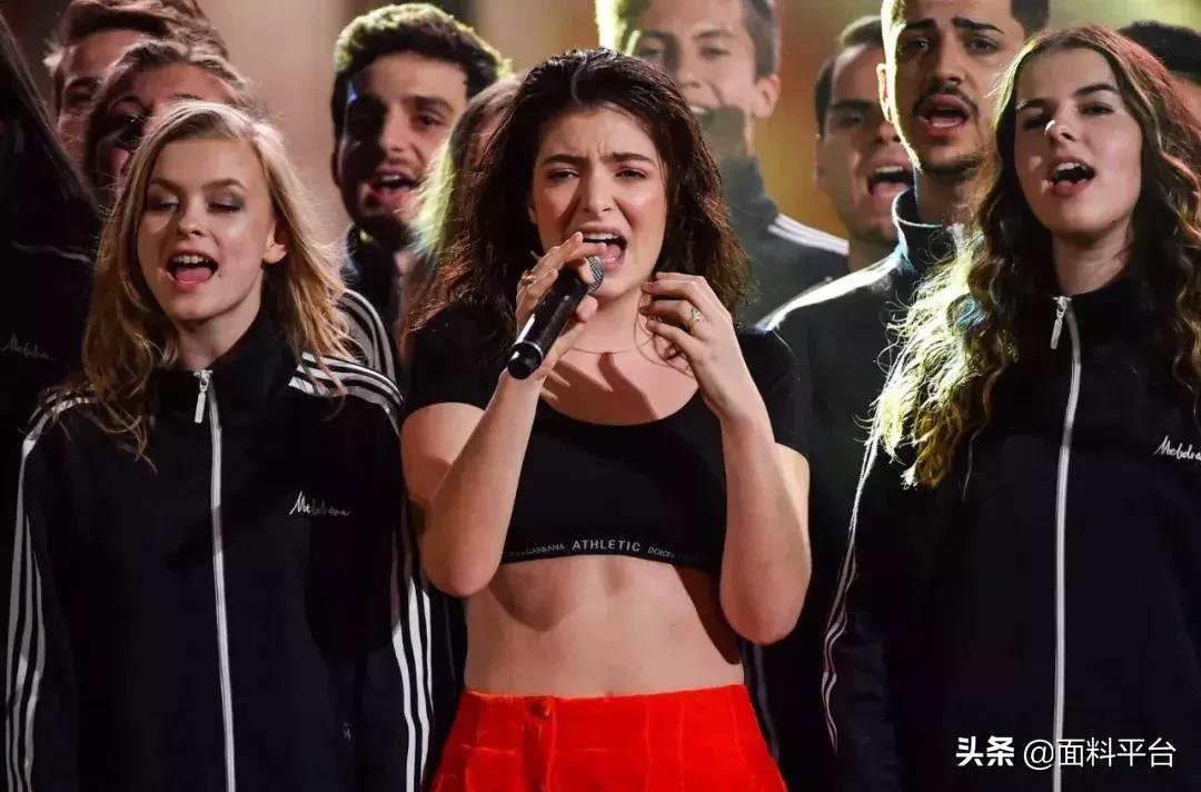 nike女子运动内衣,nike女性运动内衣