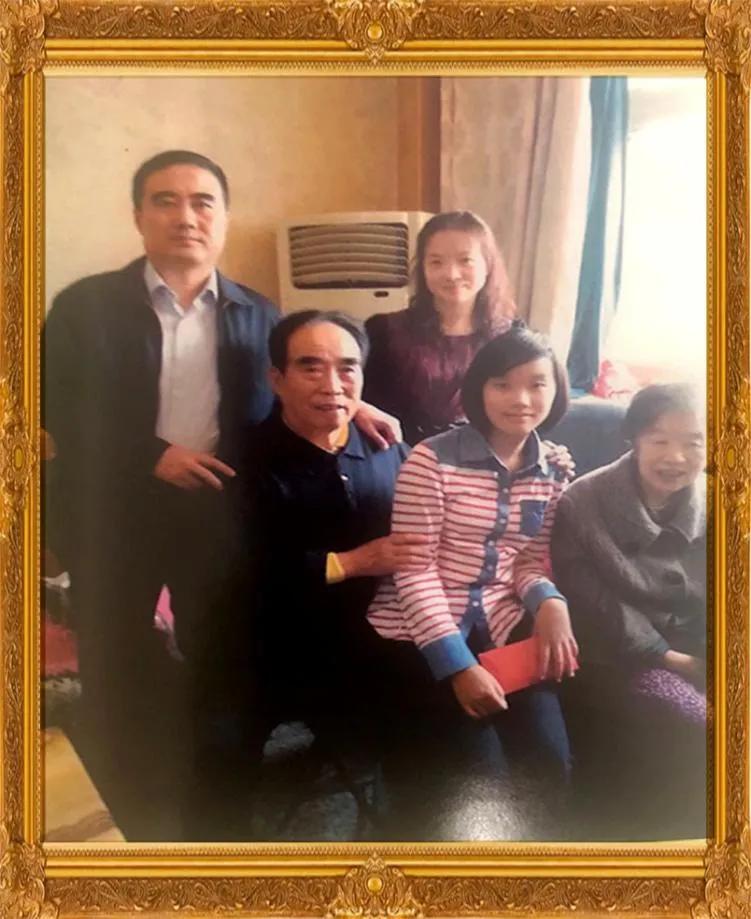 2020爱国心报国情强国志征文400字,征文围绕爱国心报国情强国志来写