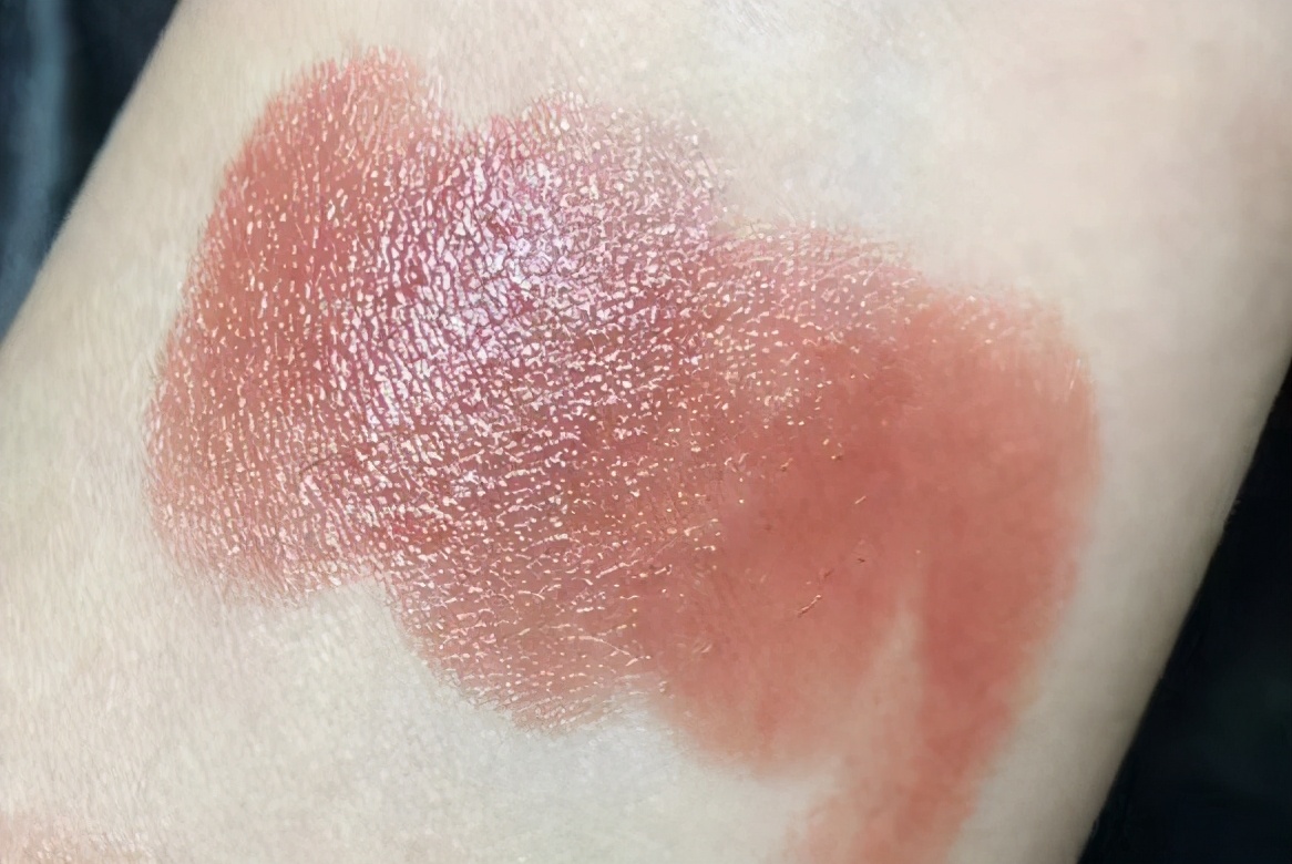 李佳琦推荐中老年口红,迪奥口红哪一款适合中老年人