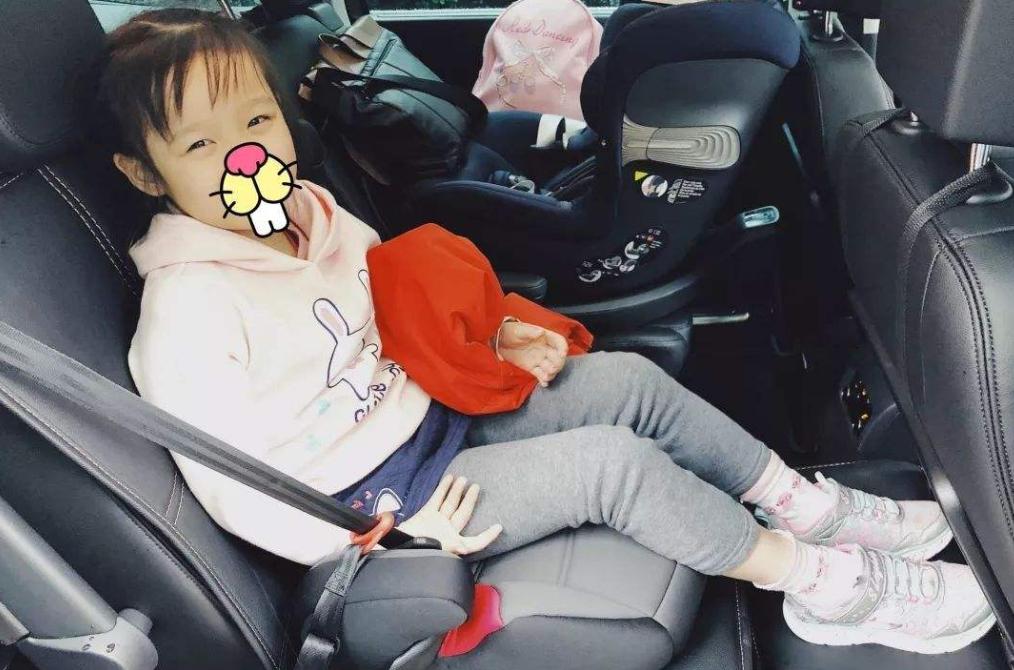 儿童晕车小常识,宝宝晕车别着急几招轻松解决难题