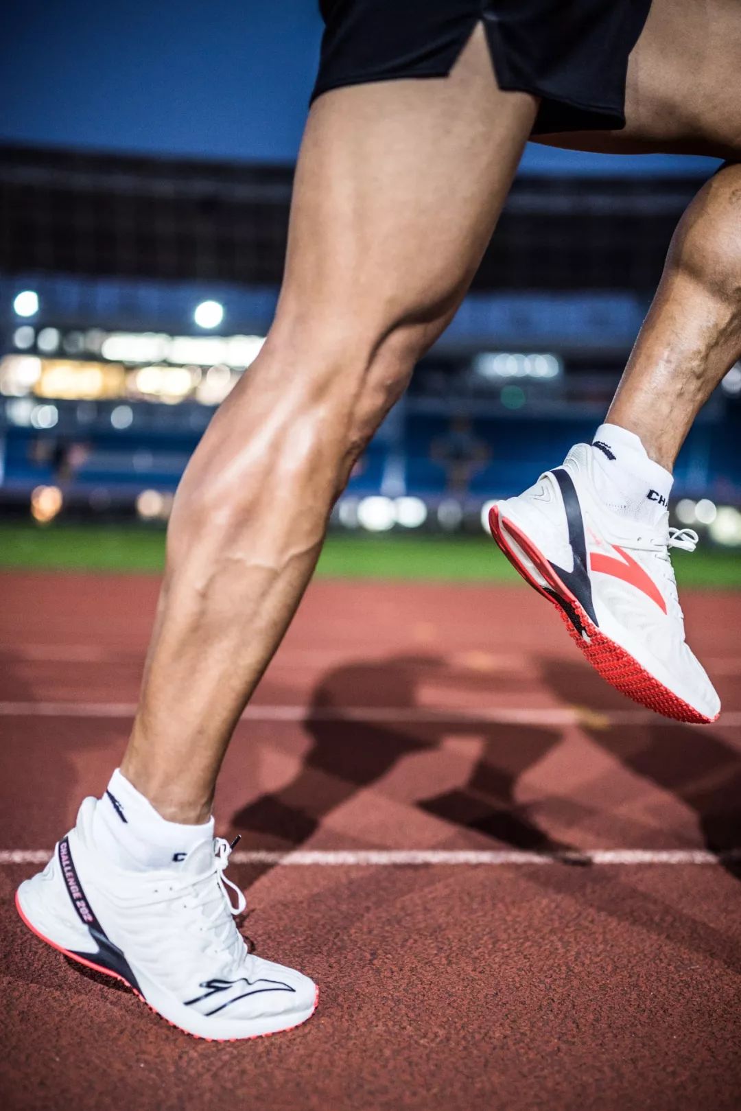 安踏创世2.0pro (anta c202 2代)