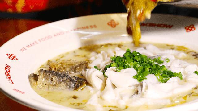 别再说禄鼎记变了，它只是“骚”出花样了