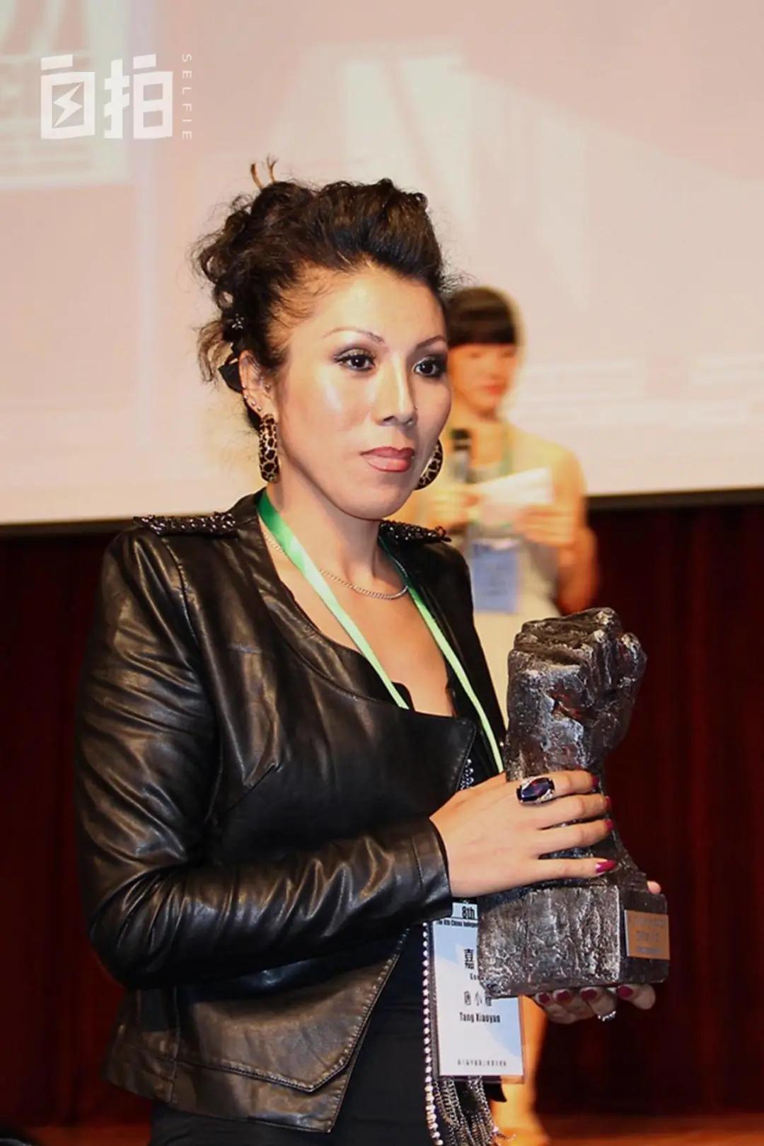 我，东北女人，初中辍学、两次被人*暴强**、开过按摩店、进过拘留所，现在过上了有尊严的生活