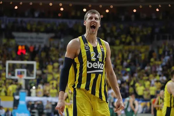 玩就玩高级的！奥运都没这待遇！天天绝杀也比不上这一个上上签