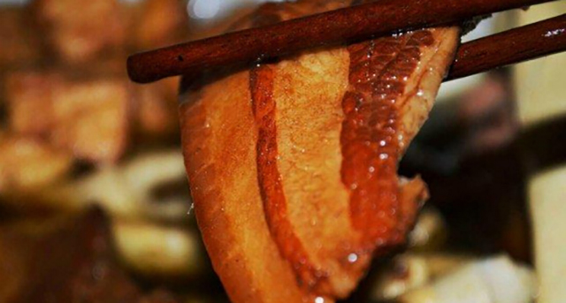 吃一顿正宗的甏肉干饭,真材实料才能做出好味道甏肉干饭