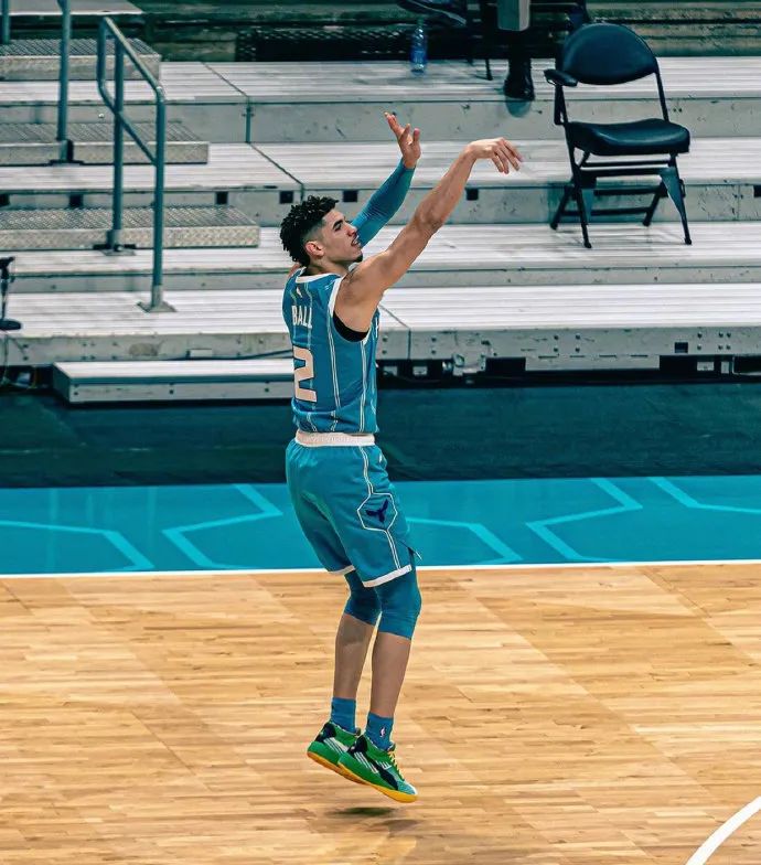 puma足球鞋新科技,puma新科技球鞋