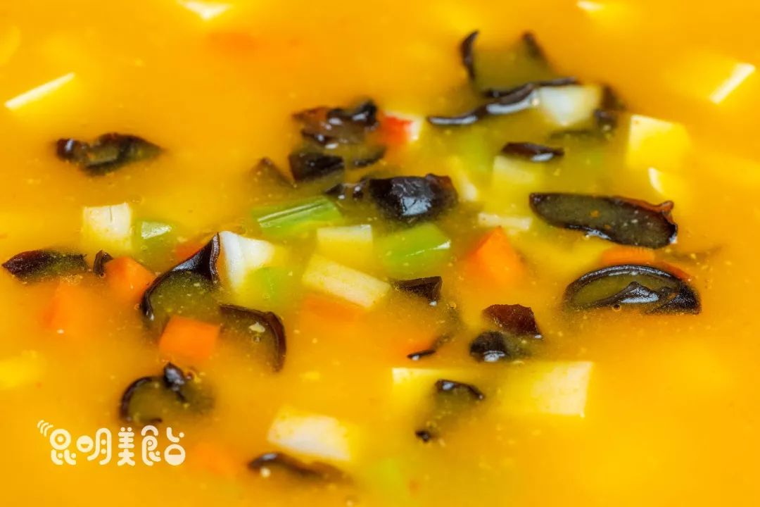 昆明本地人必吃老馆子,昆明7家老字号小吃店