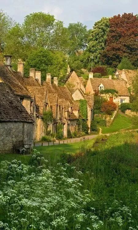 网友评出全球最值得去的50个地方,cnn评世界十大绝美旅行地