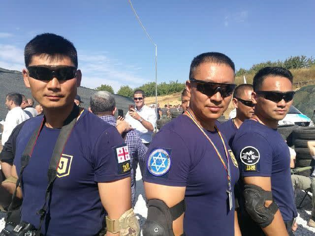 中国最牛保镖李旭徒手能打几个,中国第一保镖李旭能打过泰森吗